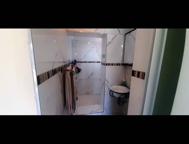4 BEDROOM FREESTANDING FOR SALE IN BIRCHLEIGH